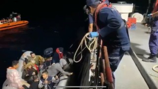 Ayvacık açıklarında 19 kaçak göçmen yakalandı