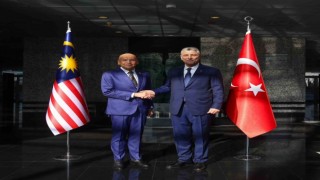 Bakan Bolat, Malezyalı mevkidaşını kabul etti