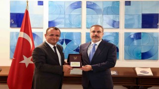 Bakan Fidan, Türk Amerikan İş Adamları Derneği Başkanı Sanlıyı ağırladı