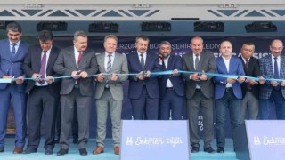 Bakan Tekin Erzurumda yöresel ürünler çarşının açılışını yaptı