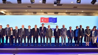 Bakan Uraloğlu: Küresel ölçekli çalkantılar, yakın bölgemizde yaşanan çatışmalar Türkiyenin önemini tüm dünyaya bir kez daha göstermiştir
