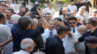 Bakan Yerlikayaya Aydında vatandaşlardan yoğun ilgi