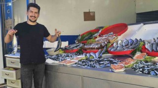 Balık sezonu açıldı, esnafın da vatandaşın da yüzü güldü