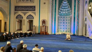 Barbaros Hayrettin Paşa Caminde Mevlit Kandili idrak edildi