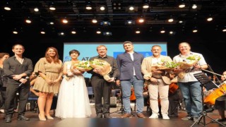 Barış için 2 ülkeden Ataşehirde ortak konser: Dünyada ilk kez sahnelendi
