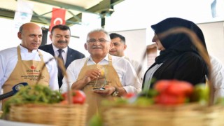 Başkan Büyükkılıç: 1 ton sucuk döner ile bir ilke imza atıyoruz
