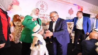 Başkan Büyükkılıç toplu sünnet şölenine katıldı