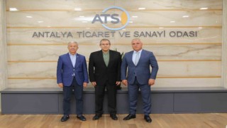 Başkan Erdem Antalyada temaslarda bulundu