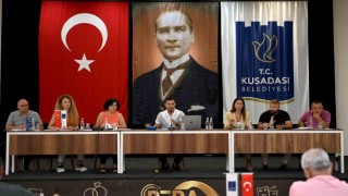 Başkan Günel: “Kuşadasında dokunmadığımız mahalle kalmadı”