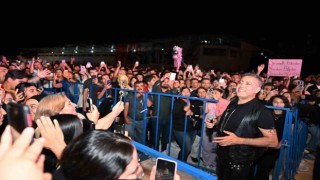 Başkan Muhittin Böcek Elmalıda Haluk Levent konserine katıldı