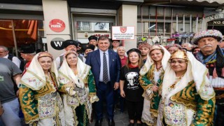 Başkan Tugay 74 yıldır yapılan Efe-Zeybek buluşmasına katıldı