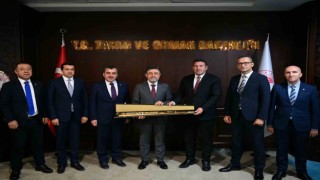 Başkan Ulupınar Ankarada bakanlar ile bir araya geldi