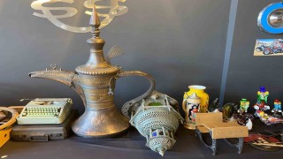 Başkentte antika eşyalar ve klasik otomobiller ilk defa bir arada satıldı