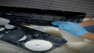 Batmanda kargo şirketinde hoparlöre gizlenmiş uyuşturucu ele geçirildi