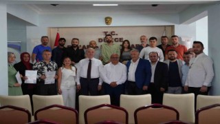 Belgelerini Başkan Özlüden aldılar