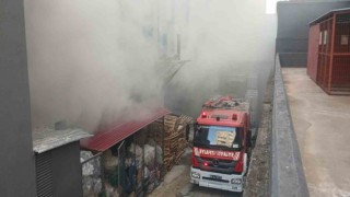 Beylikdüzünde kimya fabrikasında korkutan yangın