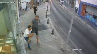 Bodrumda kuaför ile baklavacı birbirine girdi