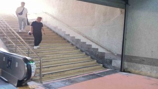 Boşanma aşamasındaki eşini tabancayla öldürdü