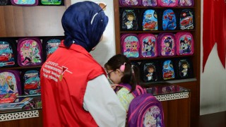 Büyükşehir'den Öğrencilere Kırtasiye Desteği