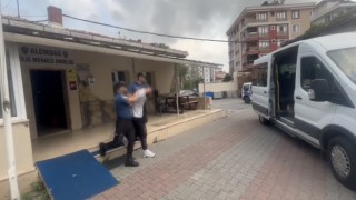 Çekmeköyde otizmli genci darbeden 2 kişi gözaltına alındı