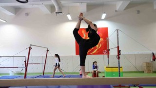 Cimnastik ile spor hayatına başlayan çocuklar diğer branşlarda da büyük başarı gösteriyor