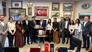 Cumhurbaşkanı Başdanışmanı Yalçın Topçu: Pakistan-Türkiye sözde değil özde iki dost ve kardeş ülkedir