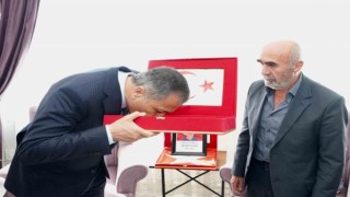 Cumhurbaşkanı Erdoğan şehit polis Şeyda Yılmazın babası ile telefonda görüştü