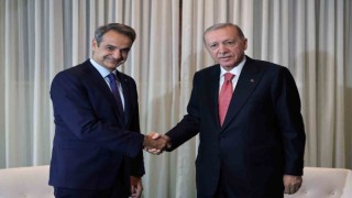 Cumhurbaşkanı Recep Tayyip Erdoğan, Yunanistan Başbakanı Kyriakos Miçotakisi kabul etti.