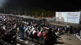Denizli Büyükşehrin Yaz Sinema Günleri nostalji dolu bir akşam yaşattı