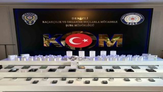 Denizlide kaçak telefon operasyonu