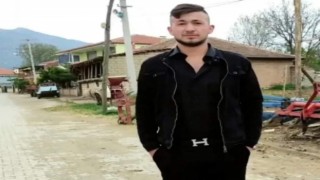 Denizlili yeni evli çift balayı dönüşü kaza yaptı; 1 ölü 1 yaralı