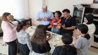 Devlet Korumasındaki çocuklara doğum günü sürprizi