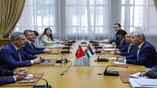 Dışişleri Bakanı Fidan, Ürdün Dışişleri Bakanı Safadi ile bir araya geldi