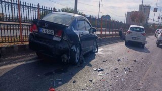 Diyarbakır-Elazığ yolunda zincirleme kaza, trafiği kilitledi