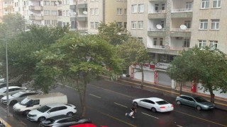 Diyarbakırda fırtına ve sağanak yağış hayatı olumsuz etkiledi