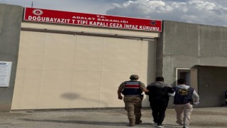 Doğubayazıtta 8 yıl 2 ay hapis cezası olan firari, JASAT operasyonuyla yakalandı