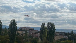 Domaniçte inmeyen helikopter vatandaşları heyecanlandırdı