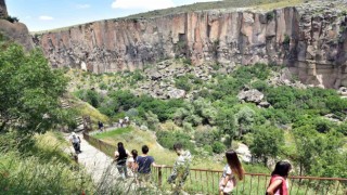Dünyanın en büyük 2. kanyonu Ihlara Vadisi ziyaretçilerini ağırlıyor