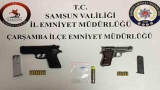 Durdurulan araçta silah ve uyuşturucu ele geçti: 3 gözaltı