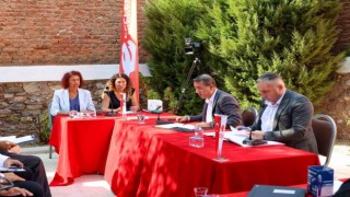 Efeler Belediye Meclisi Kuvayi Milliye Anı Evinde toplandı