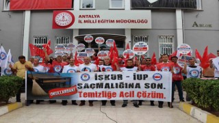 Eğitim Bir Senden İUP protestosu