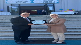 Eğitime desteğe plaket