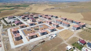 Ekinözünde deprem konutları tamamlandı
