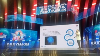 Enderunlu Harun, TEKNOFESTte “İklim değişikliği” sunumu yaptı