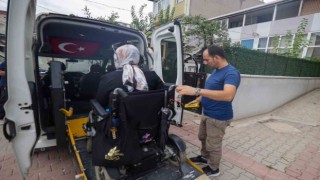 Engelsiz ulaşım: Ümraniyede ‘Engelli Hizmet Aracıyla hayata tam katılım