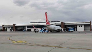 Erzurumda bir ayda 106 bin 868 kişi uçtu