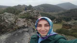 Eşini uçurumdan iterek öldürdüğü iddia edilen sanığın yargılanmasına başlandı