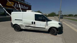 Eski nişanlısı genç kadını iki bacağından etti