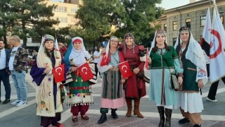 Eskişehirde ‘Bacıyan-ı Rum Fatma Bacı tarihi drama tiyatro oyunu ilgi gördü