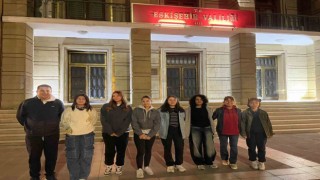 Eskişehirli öğrenciler Maziden Atiye Ahlat projesi ile Ahlata uğurlandı